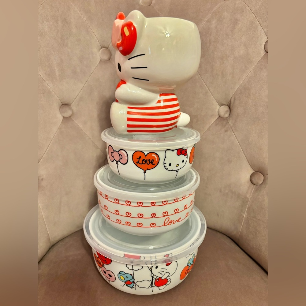 Hello Kitty - Picture 5 of 8